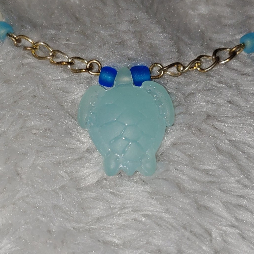 Beaded necklace - Picture 2 of 4